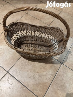 Eladó fonott bevásárló kosár