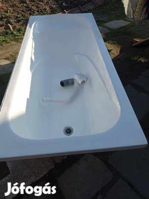 Eladó fürdőkád minden tartozékával egyűt