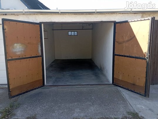 Eladó garázs Székesfehérváron!