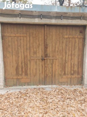 Eladó garázs Várpalotán