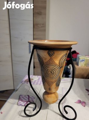 Eladó görög stílusú váza