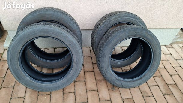 Eladó gumiabroncs 225/55 R17 téli