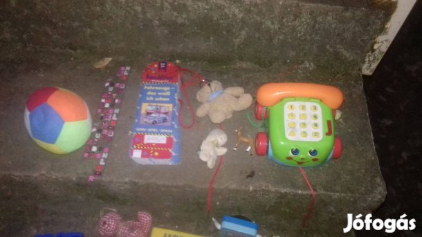 Eladó gyerek játékok