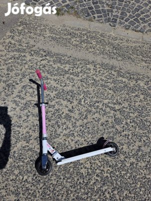 Eladó gyerek roller 
