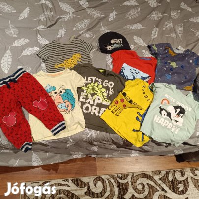 Eladó gyerek ruha