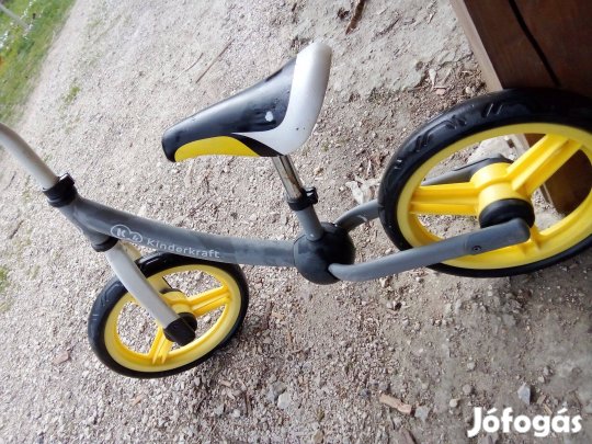 Eladó gyerekbiciklik