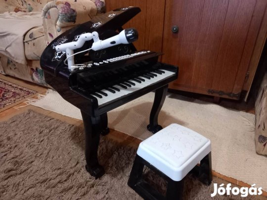 Eladó gyermek zongora