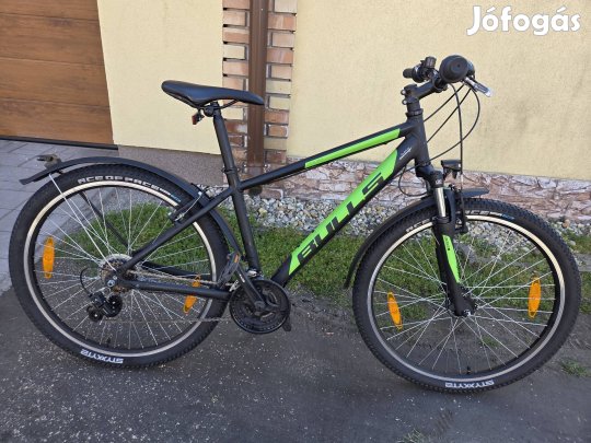 Eladó gyönyörű állapotú karcmentes 26 os agydinamós bulls kerékpár! 