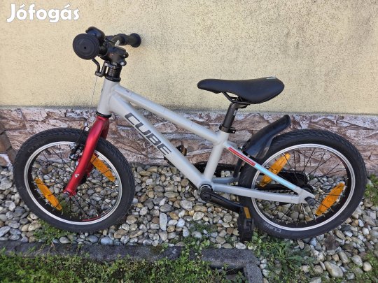 Eladó gyönyörü,karcmentes 16 os Cube gyerek kerékpár!