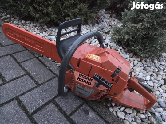 Eladó gyönyörű motorhanggal egy husqvarna 372 xp fűrész!
