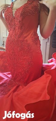 Eladó gyönyőrű új eskűvői ruha