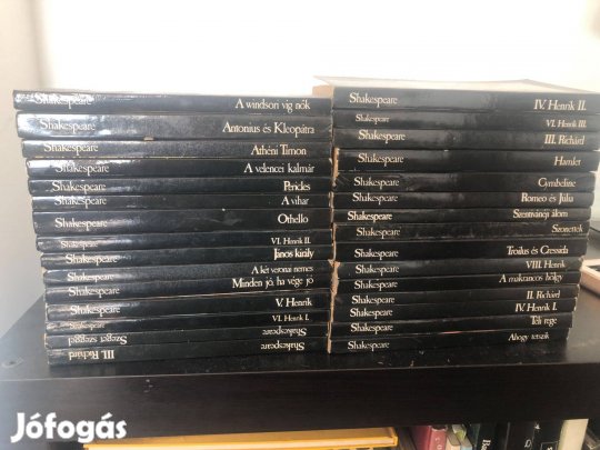 Eladó harminc darabos Shakespeare könyv csomag