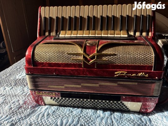 Eladó harmonika