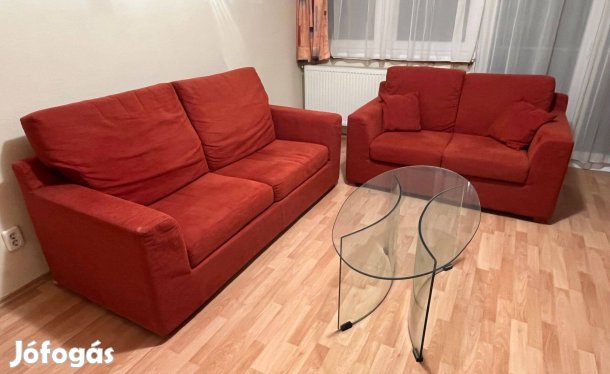 Eladó háromszemélyes ágyazható és kétszemélyes kanapé