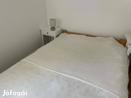 Eladó használt 140x200 francia ágy fenyő fa ágykeret+matrac