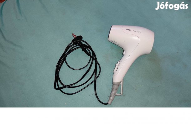 Eladó használt Braun hajszárító