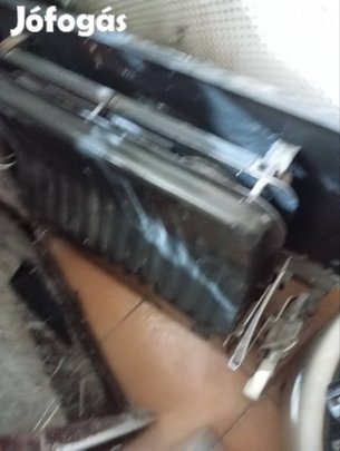 Eladó használt F8.5. fég parapetes gázkonvektor Budapest. de