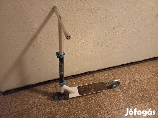 Eladó használt Oxelo gyermek roller