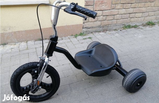 Eladó használt acél vázas gyerek tricikli