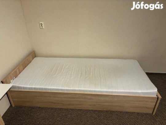 Eladó használt ágykeret matraccal