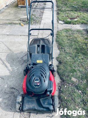 Eladó használt benzines MTD önjáros fűnyíró