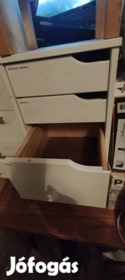 Eladó használt butoraim.