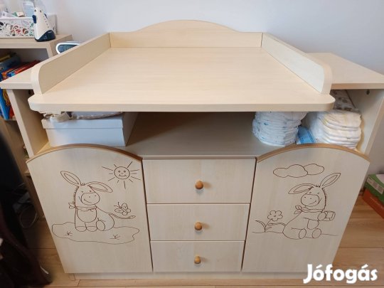 Eladó használt de jó állapotú Bippa csacsis bútorszett