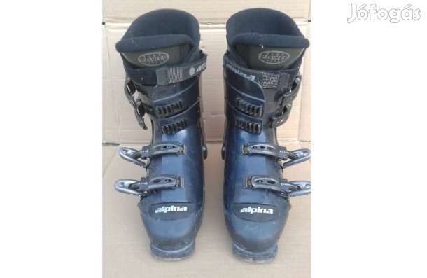 Eladó használt felnőtt síbakancs
