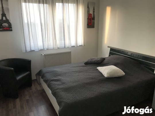 Eladó használt franciaágy