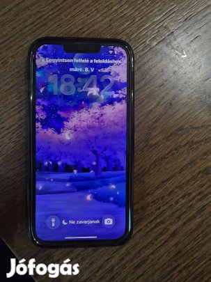 Eladó használt iphone 14 256GB