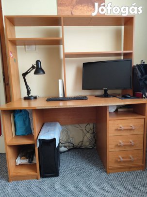 Eladó használt íróasztal