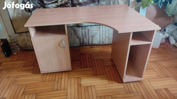 Eladó használt íróasztal