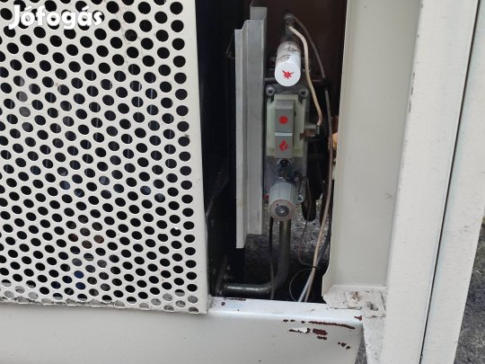 Eladó használt kéményes konvektor