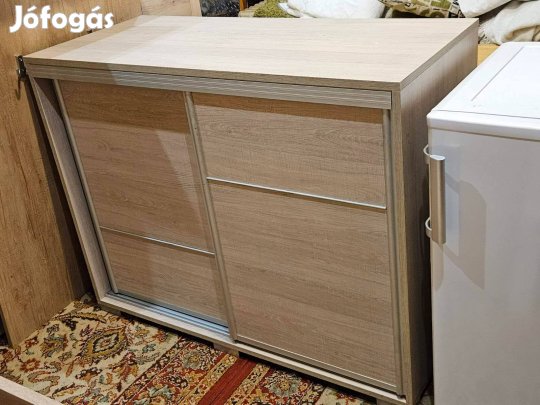 Eladó használt komód