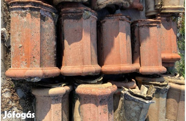 Eladó használt különböző típusú kúpcserép