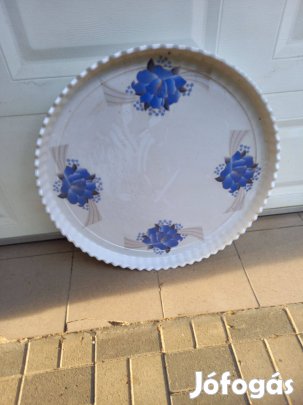 Eladó hatalmas műanyag tálca