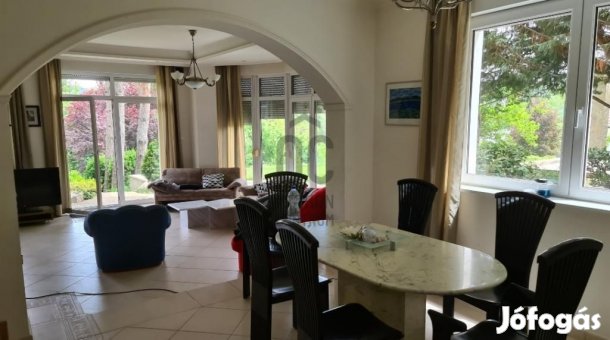 Eladó ház Budapest 2. ker., Budaliget
