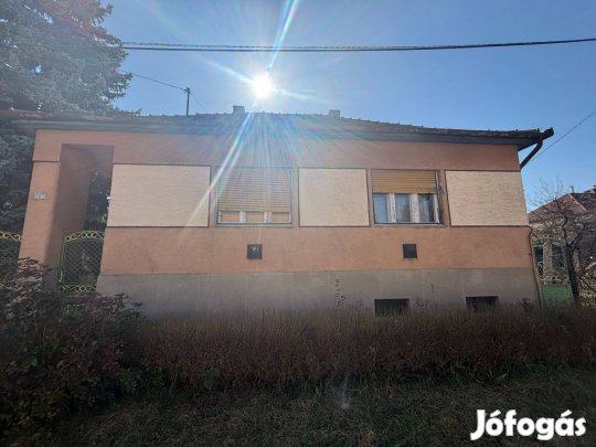 Eladó ház Hatvanban