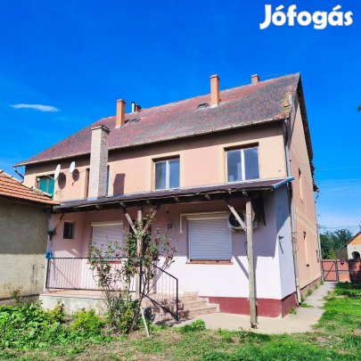 Eladó ház Kunmadarason