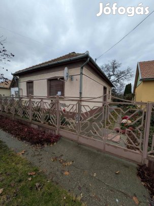 Eladó ház Rákóczifalva