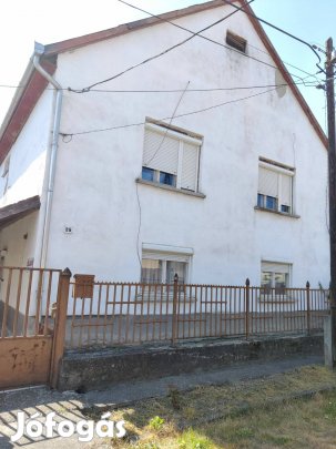 Eladó ház Szomolyán