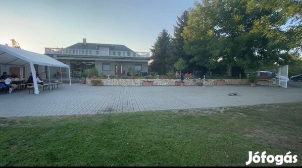 Eladó ház Tápiószecsőn