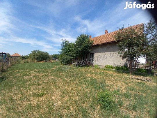 Eladó ház, Bucsa Bucsa, Bartók Béla utca, 9900000 Ft, 80 nm 100_bin