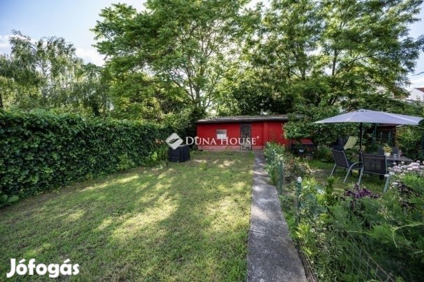 Eladó ház, Budapest 15. ker.