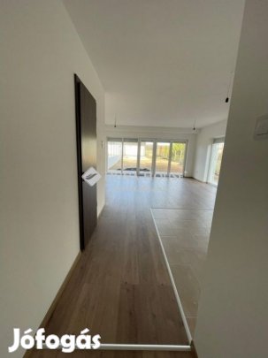 Eladó ház, Budapest 16. ker.