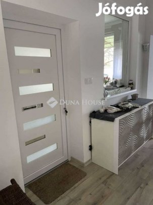 Eladó ház, Budapest 16. ker.
