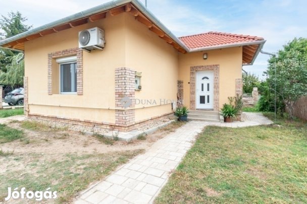 Eladó ház, Budapest 17. ker.