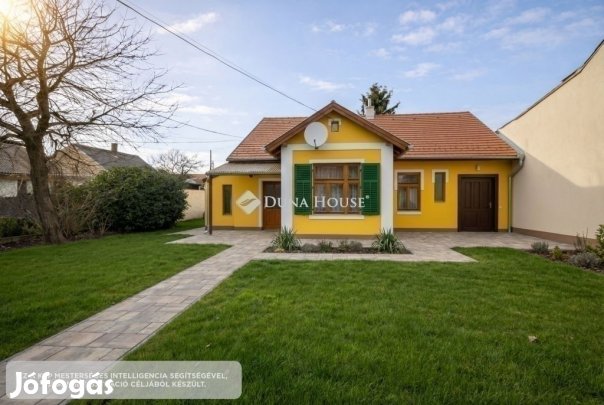 Eladó ház, Budapest 19. ker.