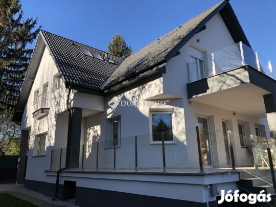 Eladó ház, Budapest 2. ker.