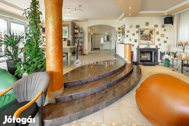 Eladó ház, Budapest 2. ker.